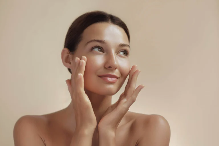 Skin-Friendly Solutions: The Ultimate Guide to Gentle Makeup Removal