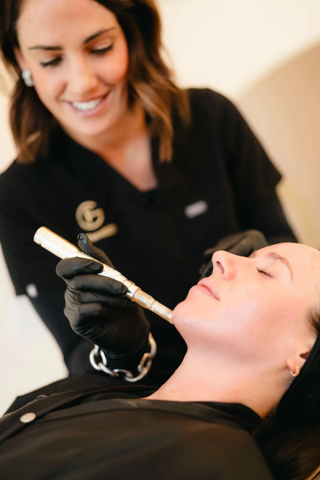 Microneedling Results Timeline: What Happens Week by Week